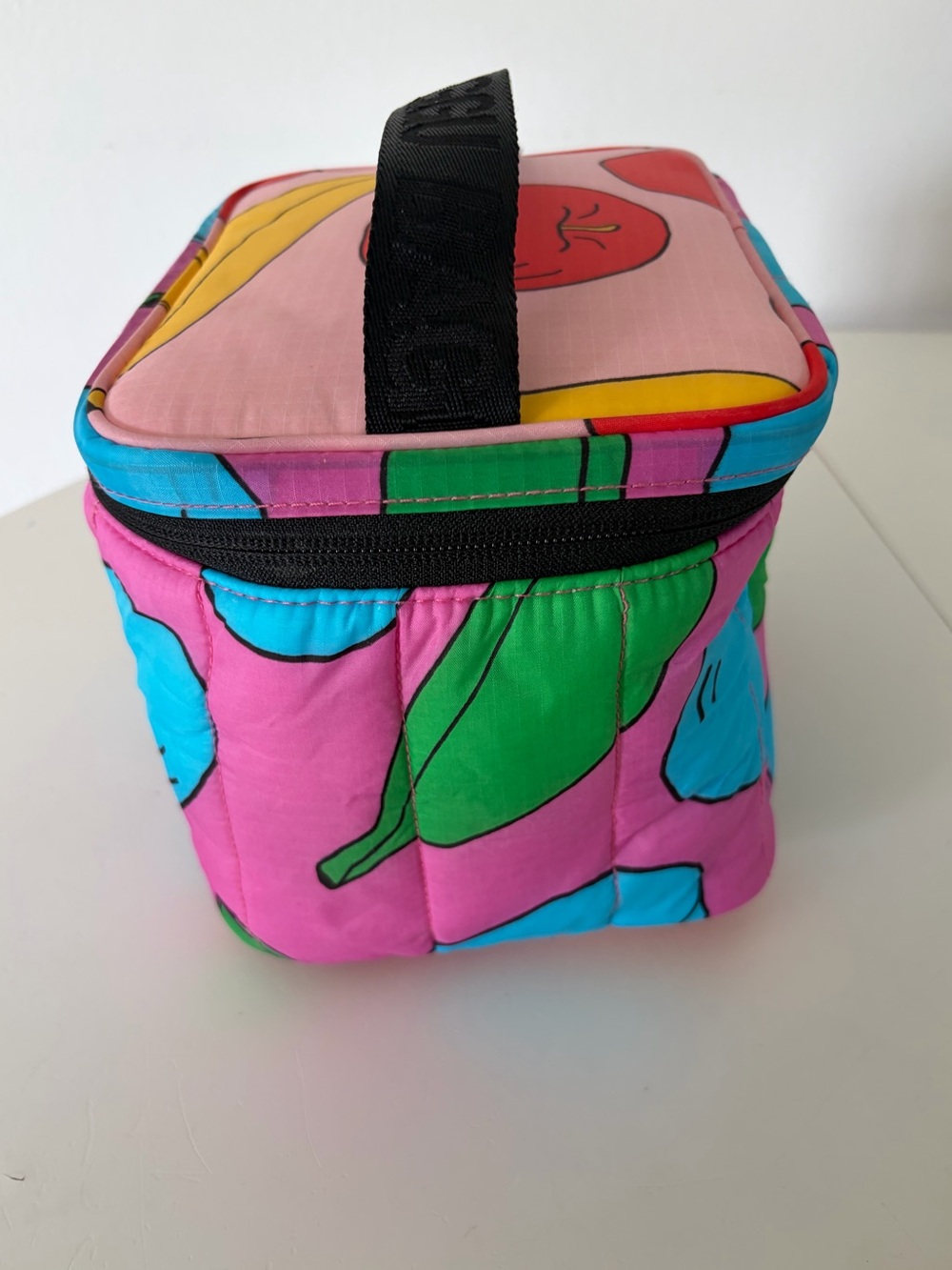 BAGGU Puffy Lunch Bag Apples & Bananas Mix Insulated Cooler NWT - Picture 6 of 12